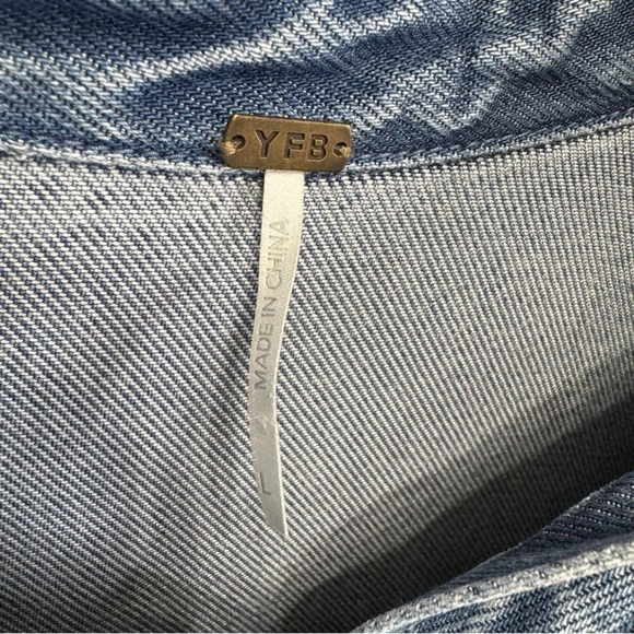 YFB Blue Denim Large top - Picture 2 of 13